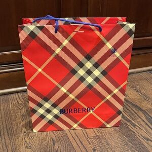 Burberry Shopping Bag